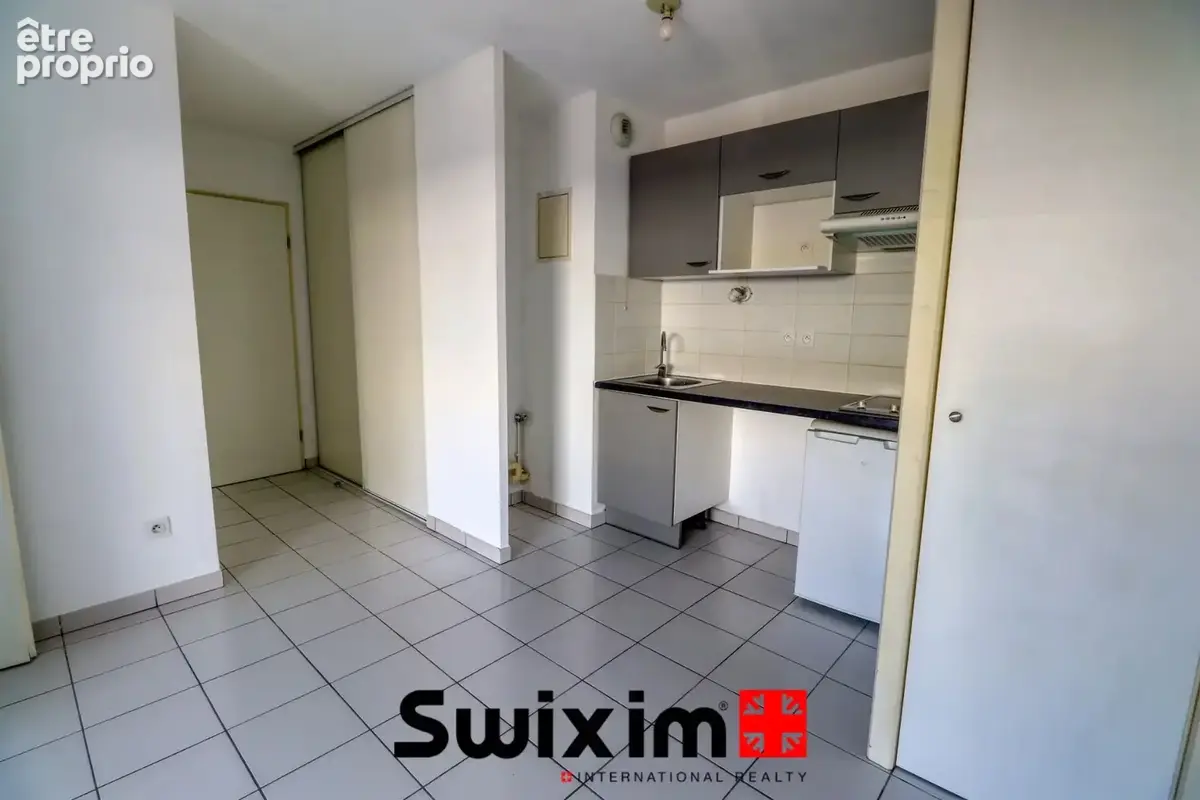 Mérignac Capeyron-T2 de 51m² - avec espace bureau - place de parking - photo 4