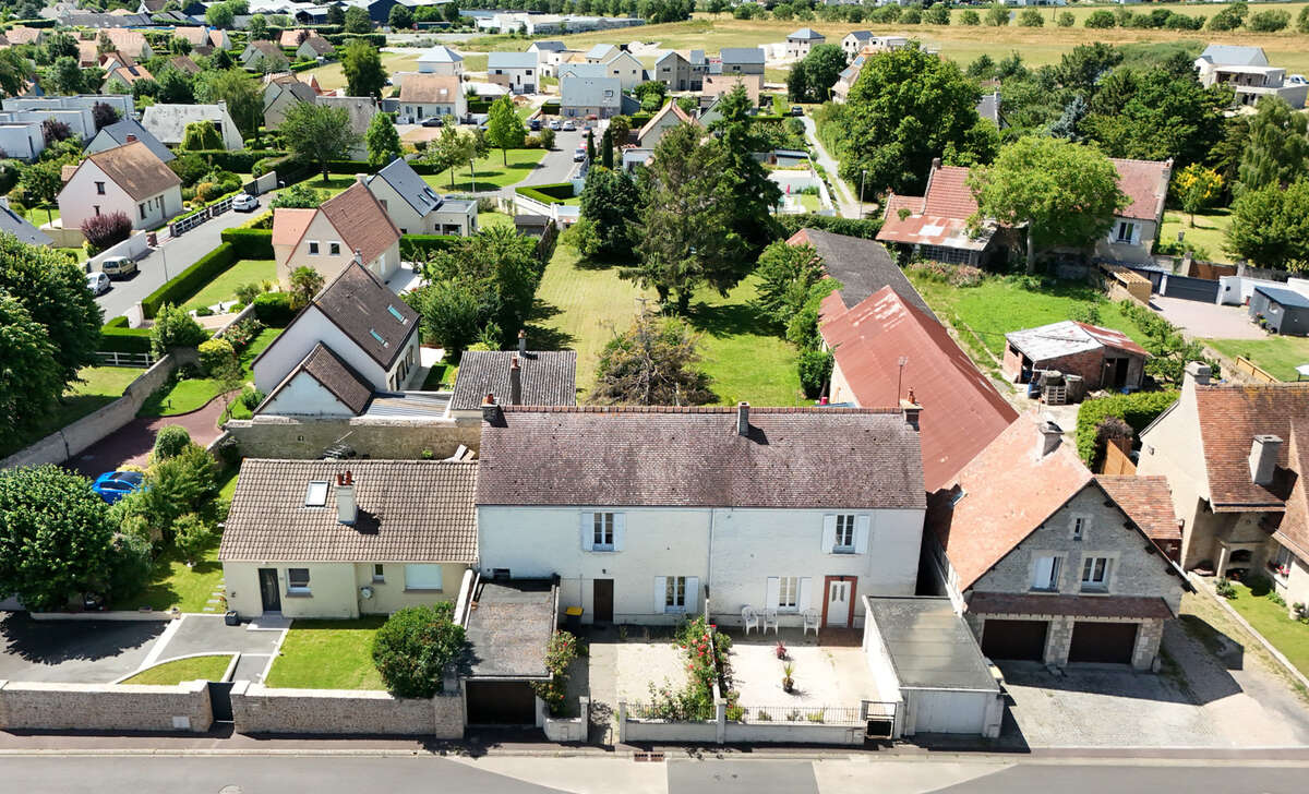 Maison à BENOUVILLE