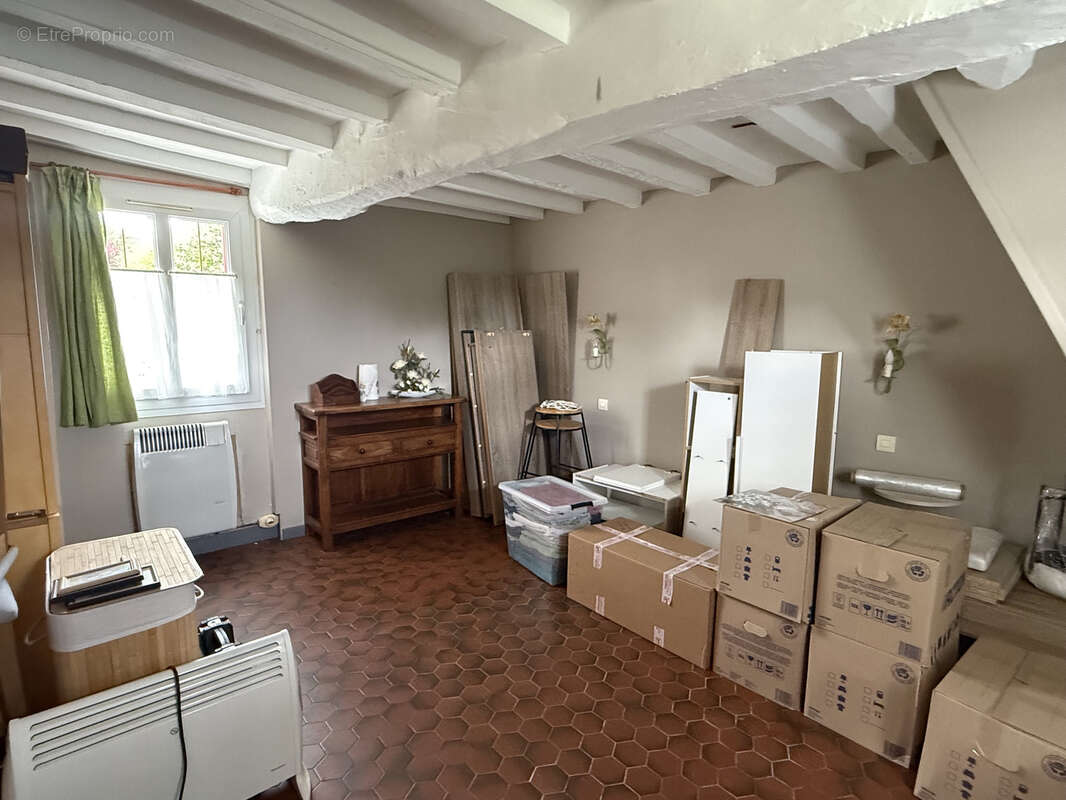 Maison à LIGNIERES-CHATELAIN