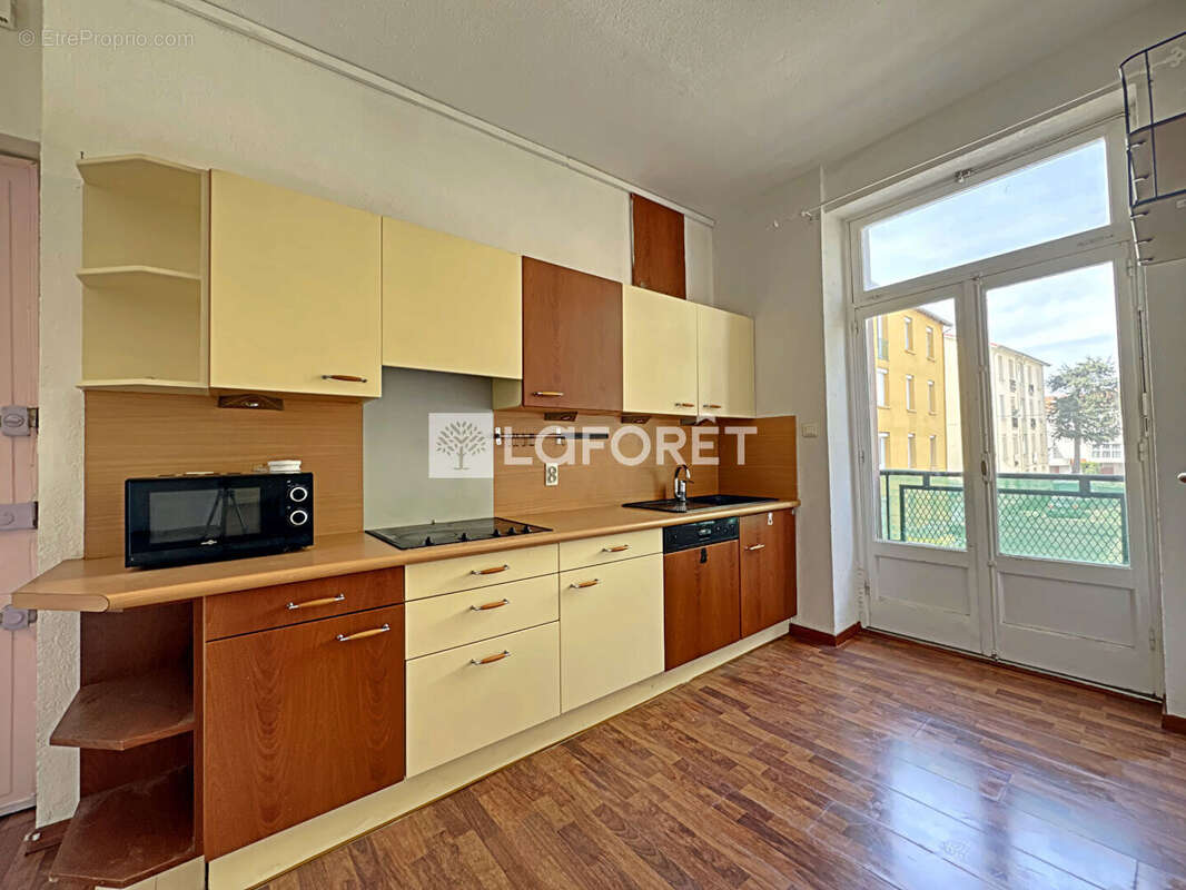 Appartement à SAINT-ETIENNE
