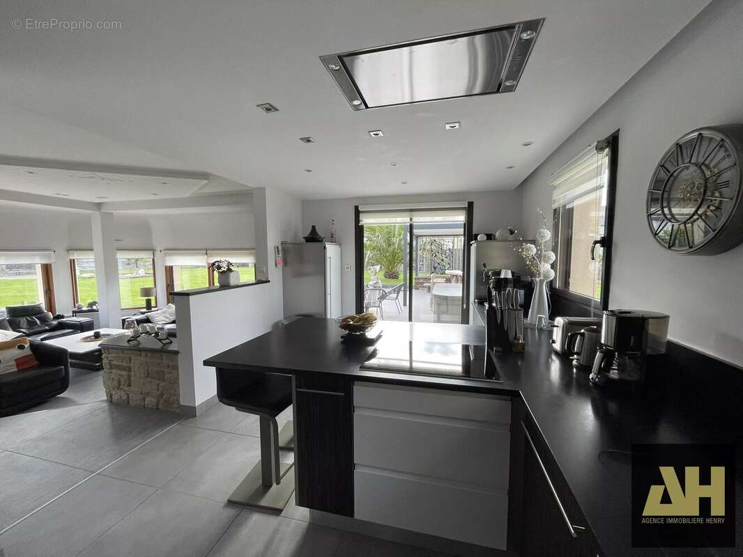 Maison à PLOUNEVENTER