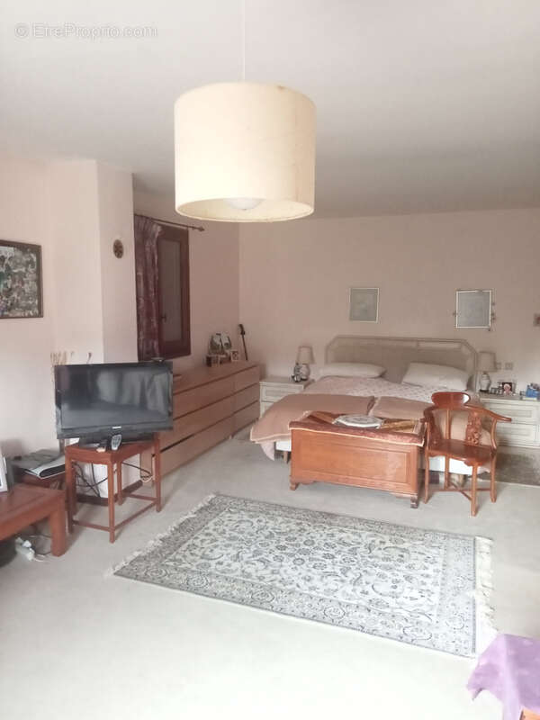 Maison à SAINT-LAURENT-DE-CERDANS