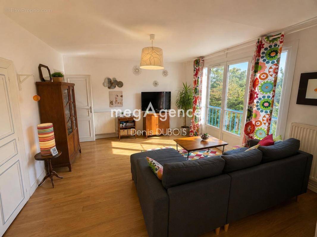 Appartement avec garage - photo 1