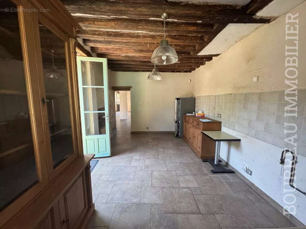 Appartement à ARMEAU