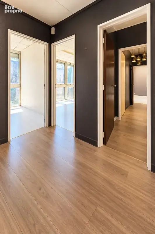 METZ RUE DES CLERCS   86 m2 à réinventer   Dernier étage + parking privé - photo 7