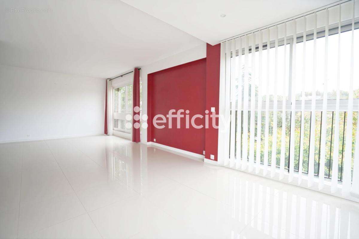 Appartement à LE CHESNAY