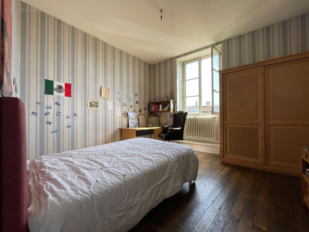 Maison à CEAUX-EN-COUHE