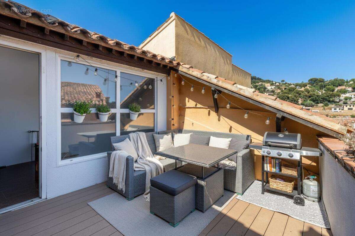 Appartement à OLLIOULES