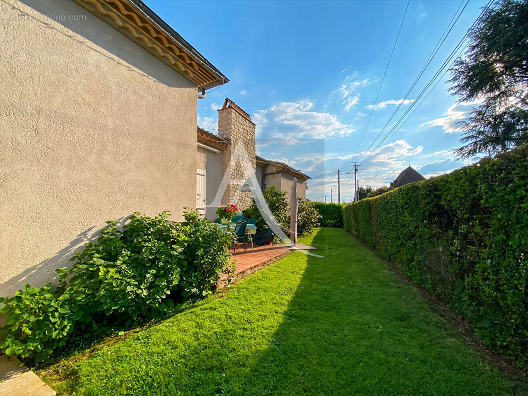 Maison à MONSEMPRON-LIBOS