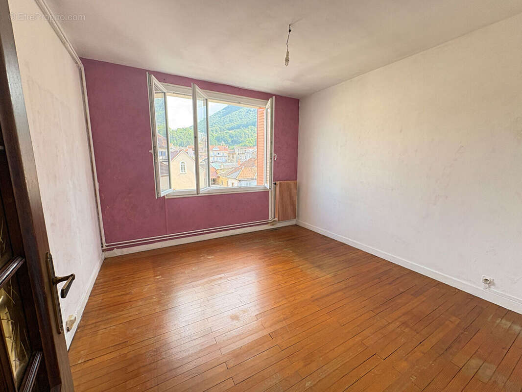 Appartement Voiron 3 pièce(s) 75.36 m2 - photo 4
