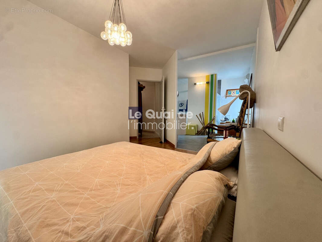 Appartement à MEYLAN