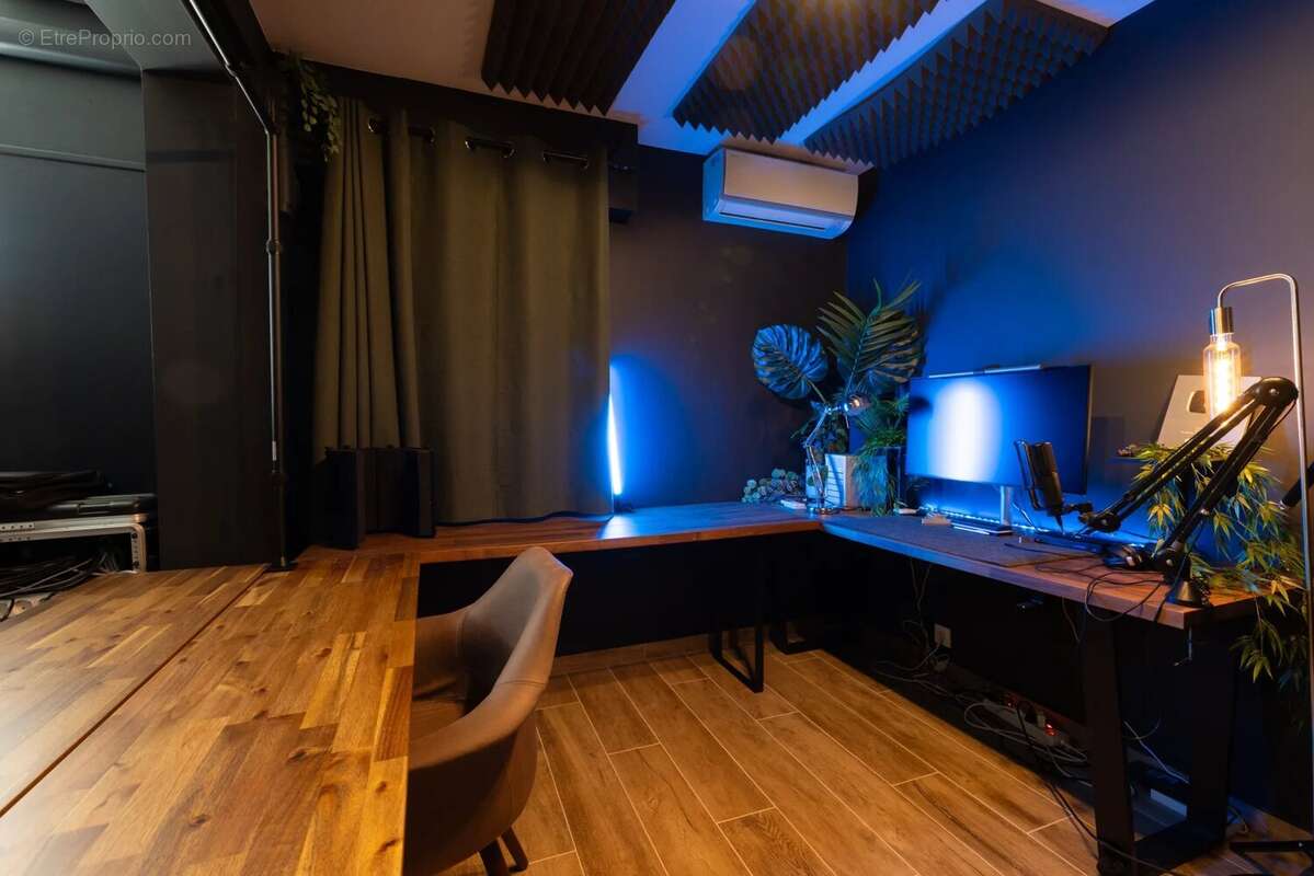 Appartement à MARSEILLE-9E