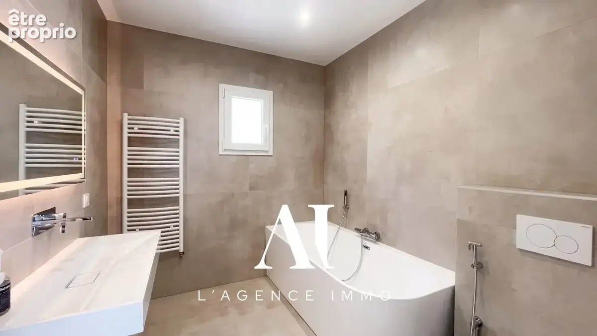 Maison 5 pièces 169 m² à vendre à Echenevex (01170) - photo 4