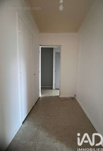 Photo 8 - Appartement à MONTLUCON