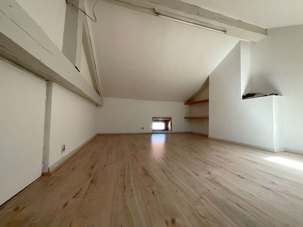 Maison à SAINT-JUST-SAINT-RAMBERT