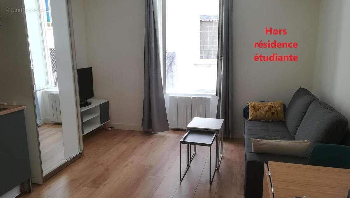  - Appartement à LYON-3E