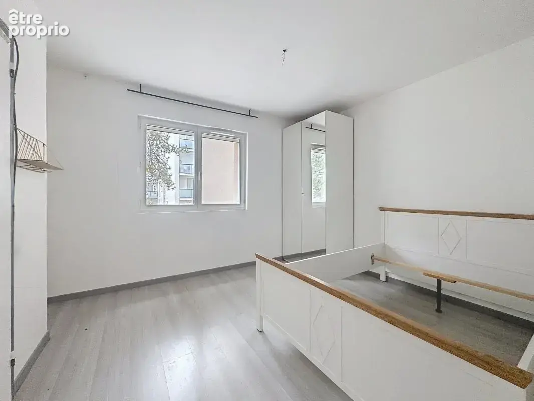 Appartement À Vendre - T4 - Saint Vallier - 83.10m² - photo 4