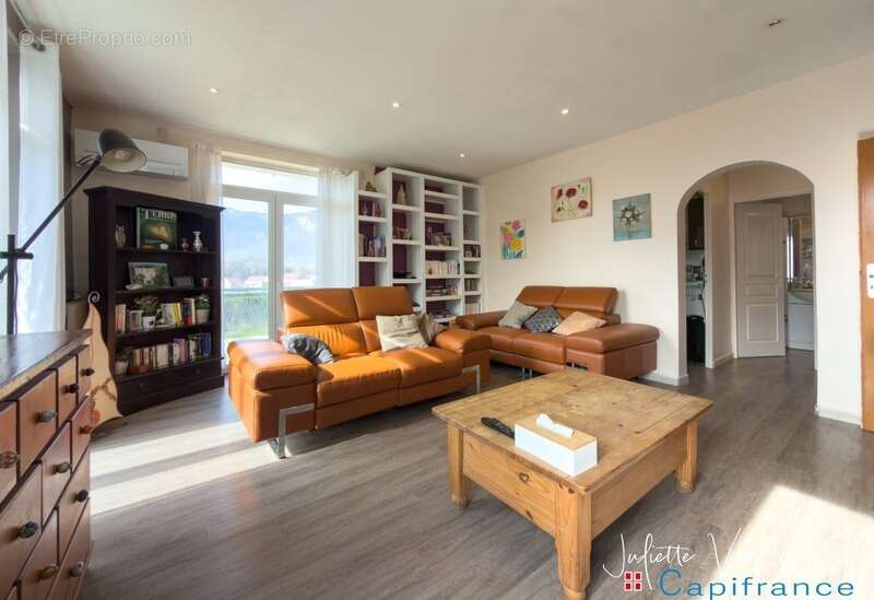 Maison à VILLARD-BONNOT