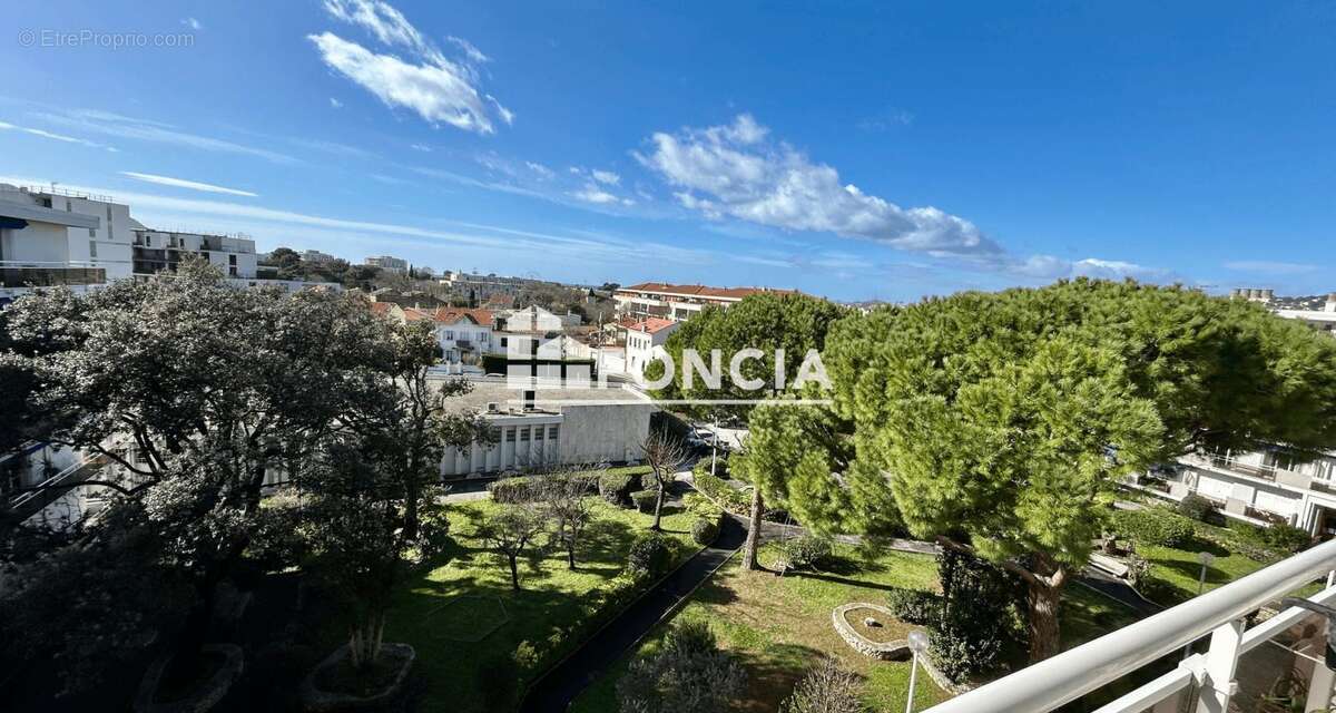Appartement à MARSEILLE-8E