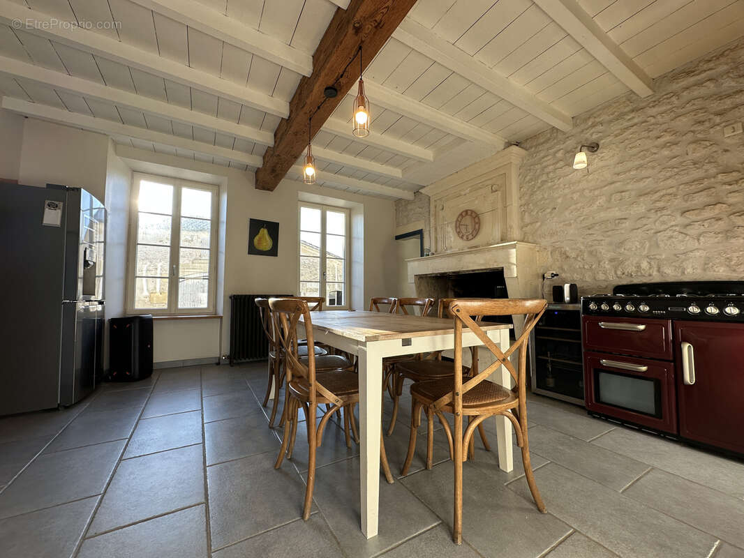 Maison à LOUZAC-SAINT-ANDRE