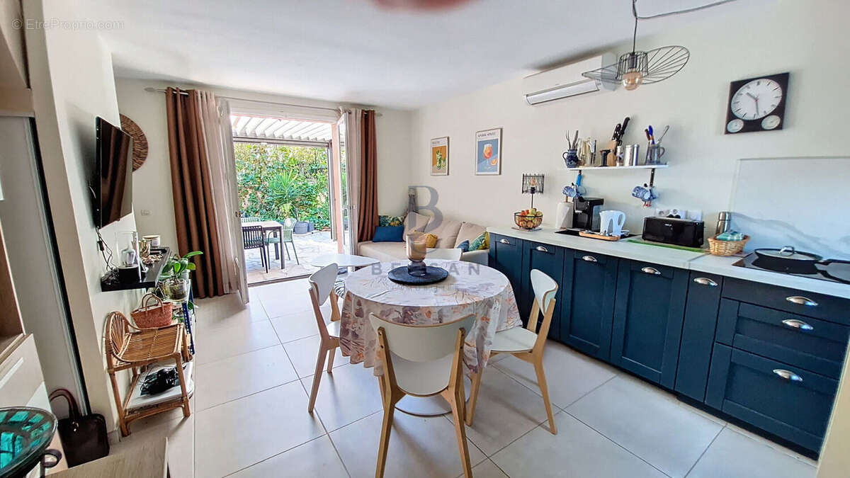 Maison à FREJUS