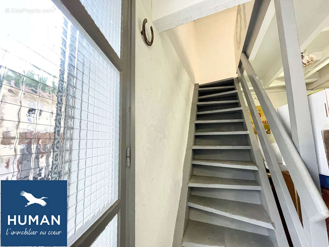 Commerce à MARSEILLE-11E