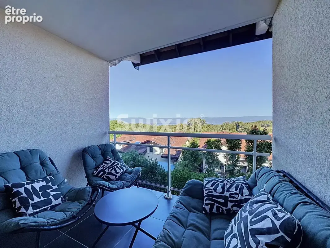 T4 Traversant de 86m² avec vue sur le lac – Garage, Cave et 3 Balcons - photo 6