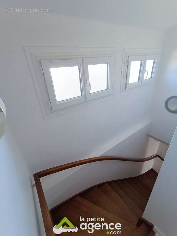Maison à JUSSY-LE-CHAUDRIER