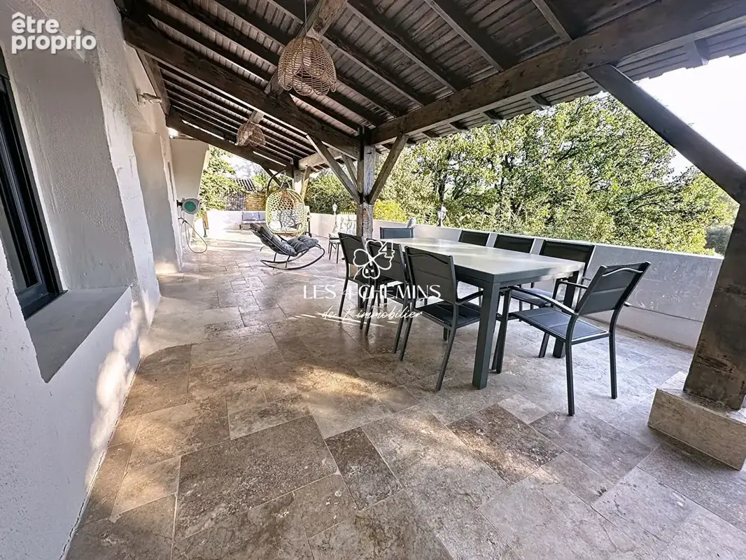 Villa 6 pièces - 140 m2 entièrement rénovée - photo 21