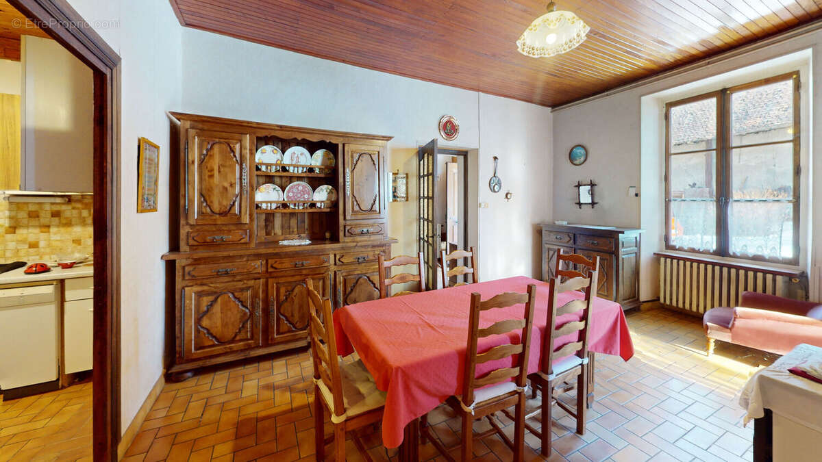 Maison à SAINT-MARTIN-D'URIAGE