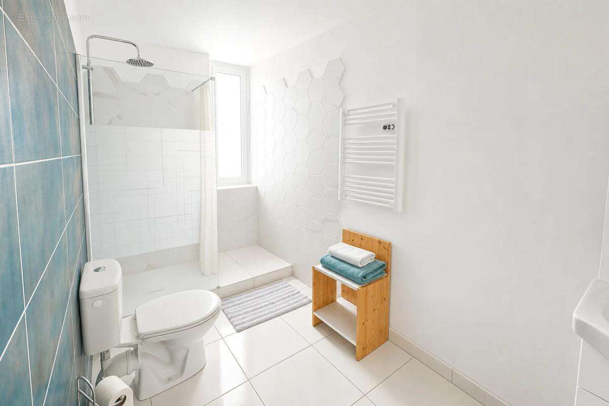 Maison de 10 pièces de 235 m² située à Brens - photo 15