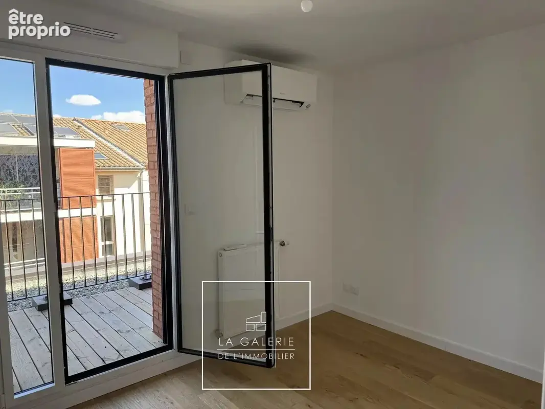A VENDRE -  SAINT-MICHEL – T4 de 96 m² en dernier étage, 2 terrasses, calme absolu et prestations de qualité - photo 12