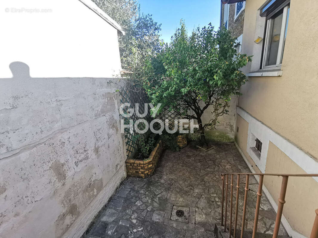 Maison à ROSNY-SOUS-BOIS