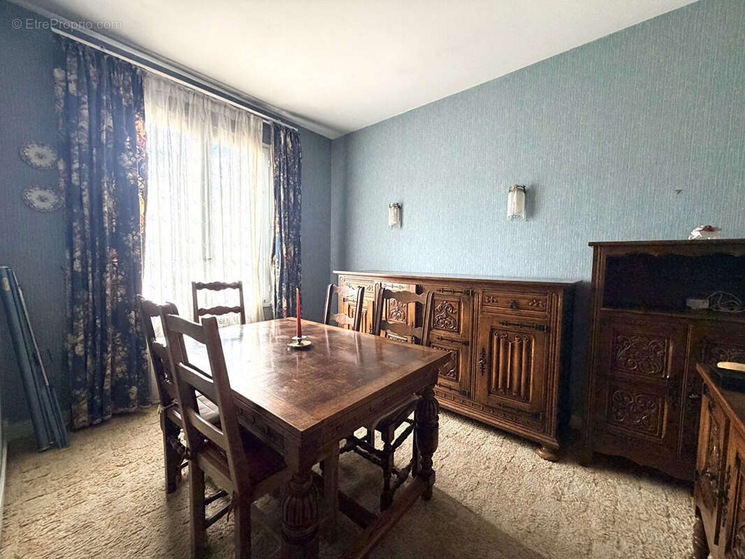 Maison à MONTLUCON