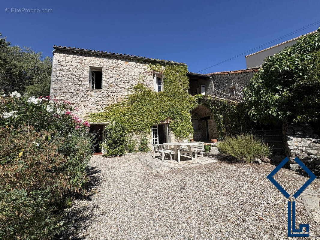 Maison à CAZILHAC