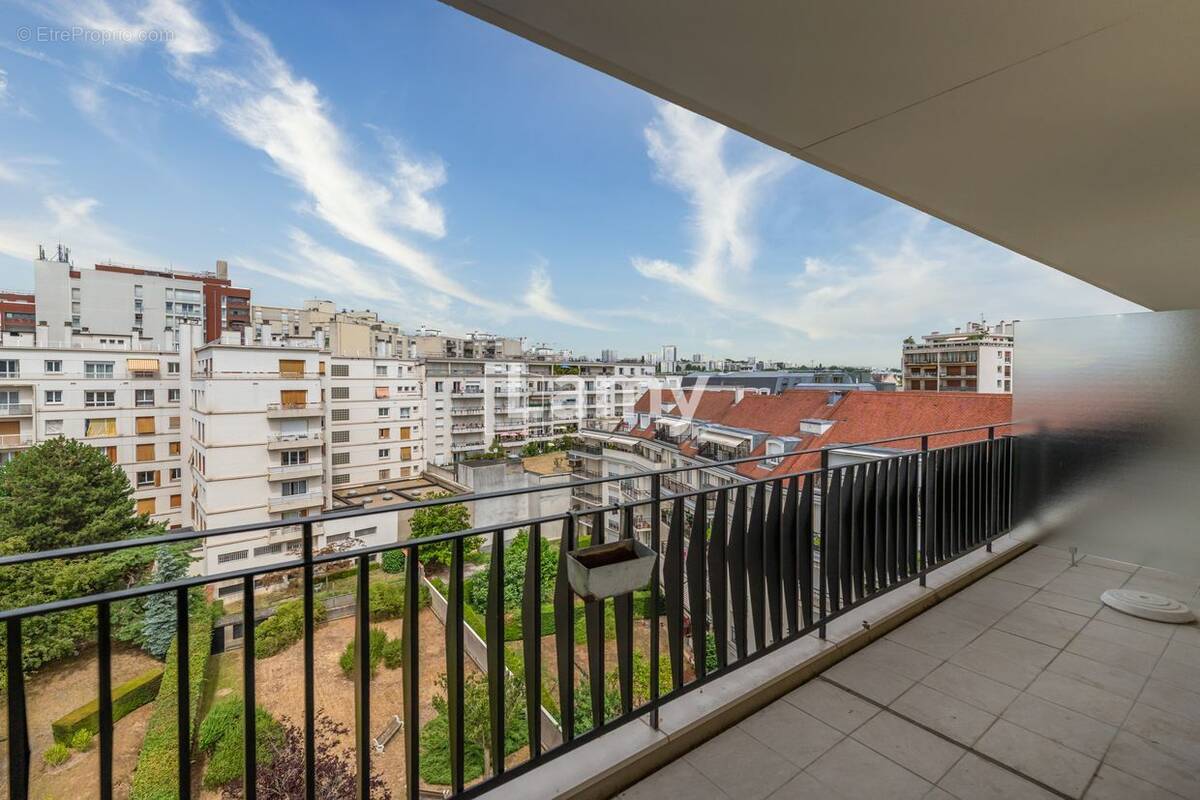 Appartement à BOURG-LA-REINE