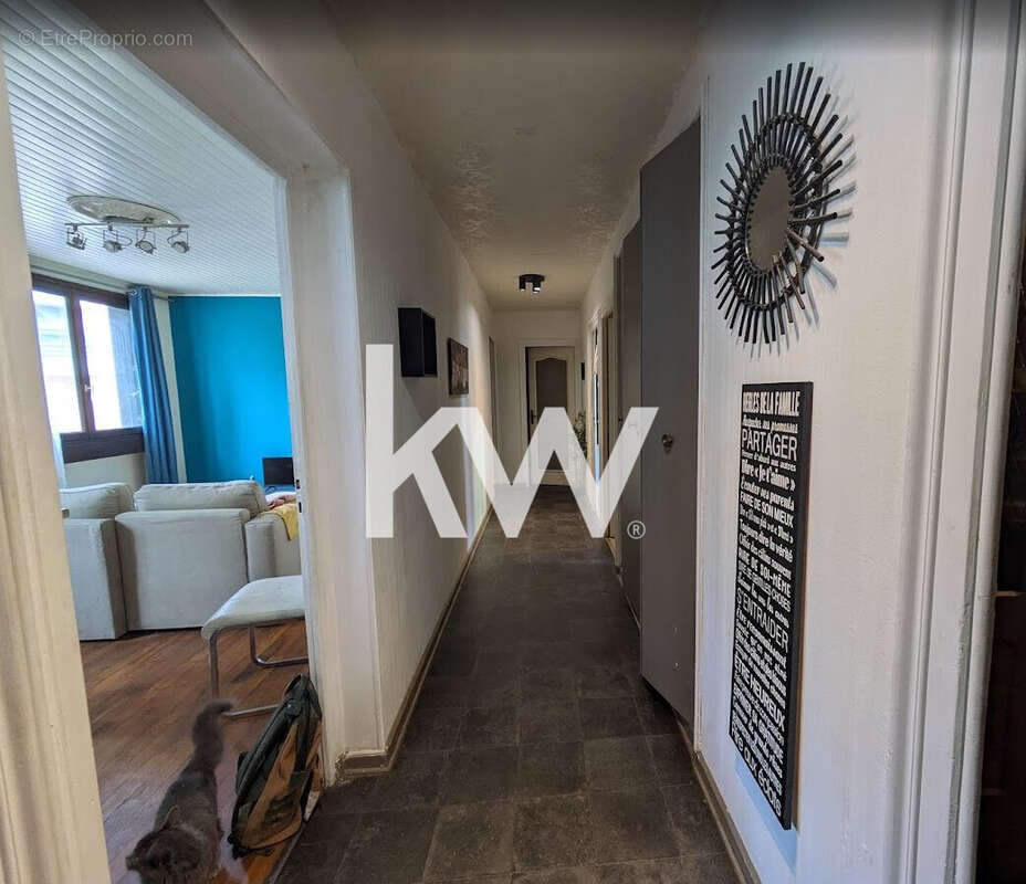 Appartement 84 m² à Saint-Etienne  - photo 3