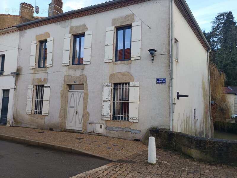 Maison à AIRE-SUR-L'ADOUR