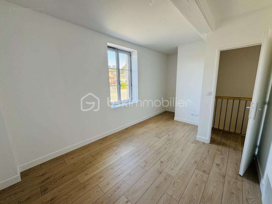 Appartement à REYRIEUX