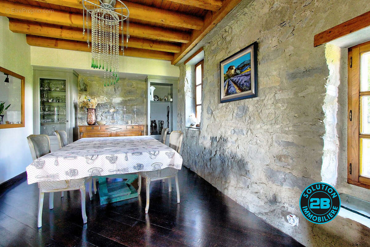 Maison à BARBERAZ