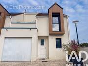 Photo 1 - Maison à MORAINVILLIERS