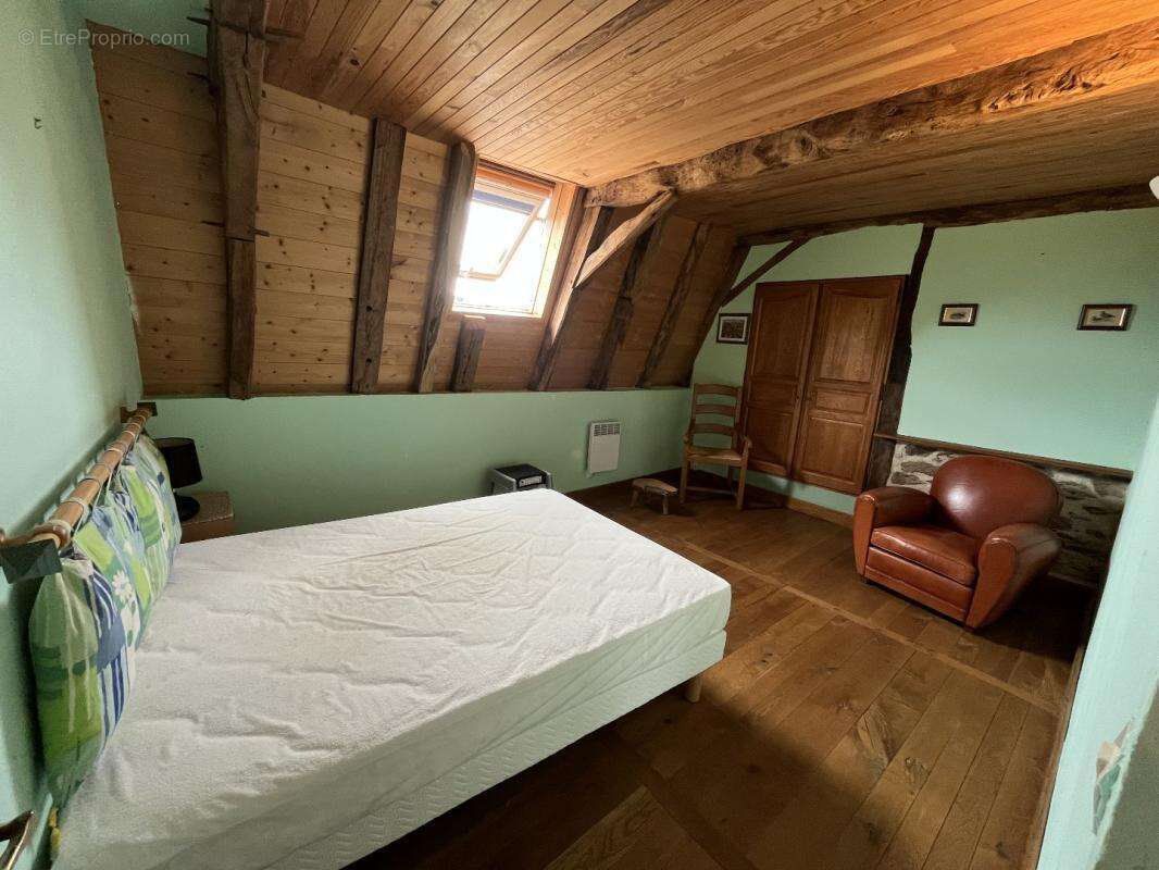 Maison à SAINT-LAURENT-LES-TOURS