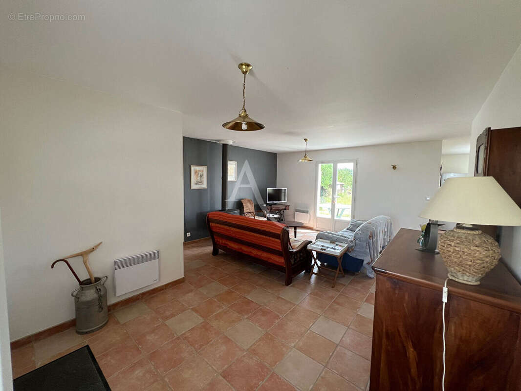 Maison à LONGEVILLE-SUR-MER