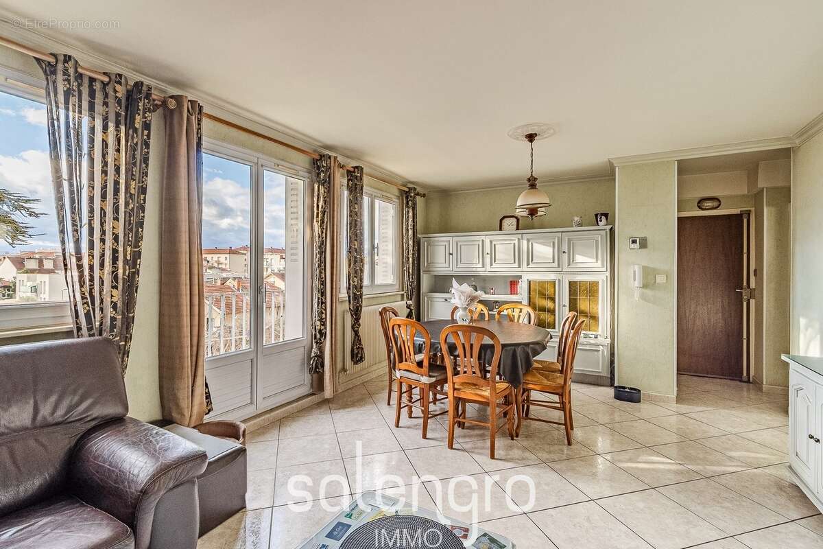 Appartement à VILLEURBANNE