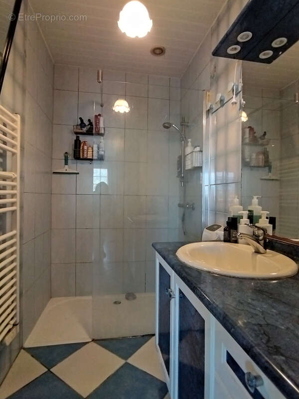 Maison à SAINTE-FLORENCE