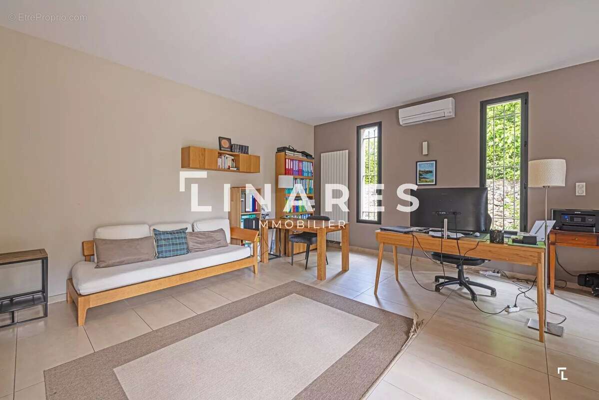 Maison à MARSEILLE-12E