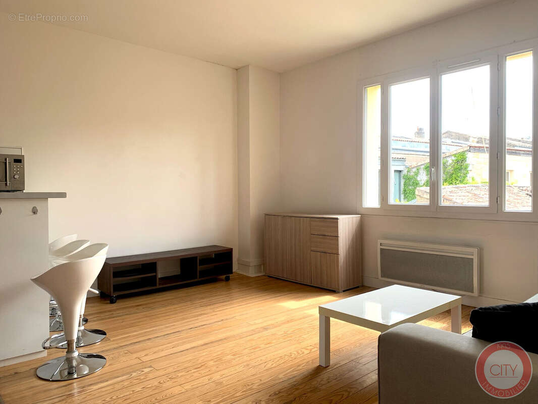 Appartement à BORDEAUX