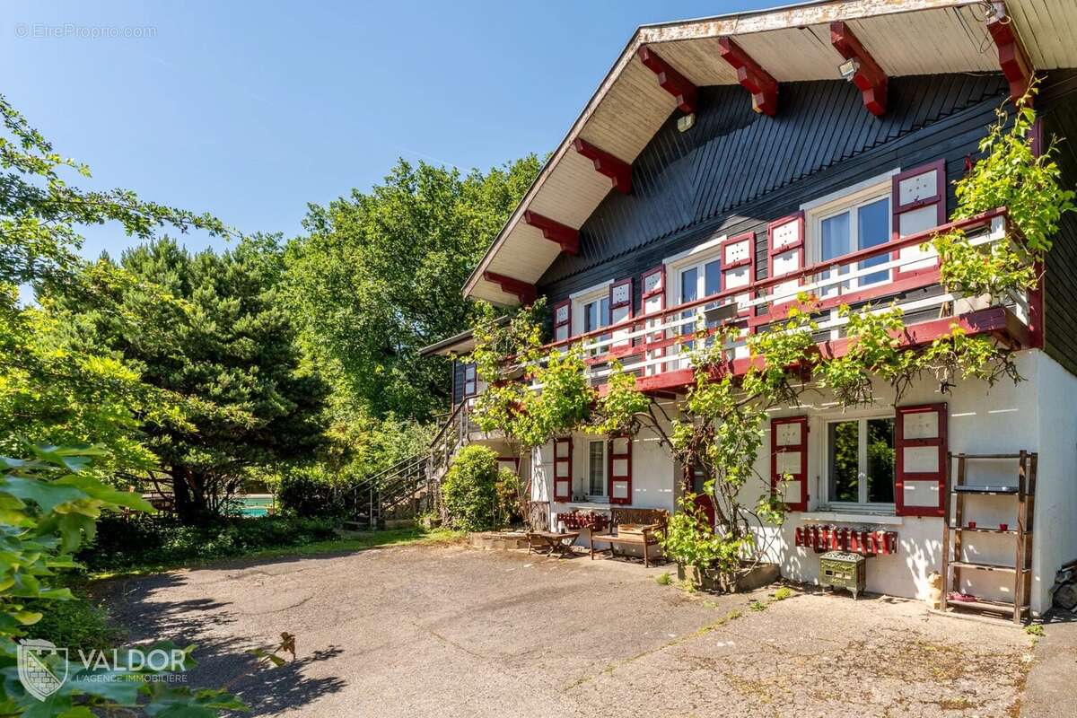 Maison à DARDILLY