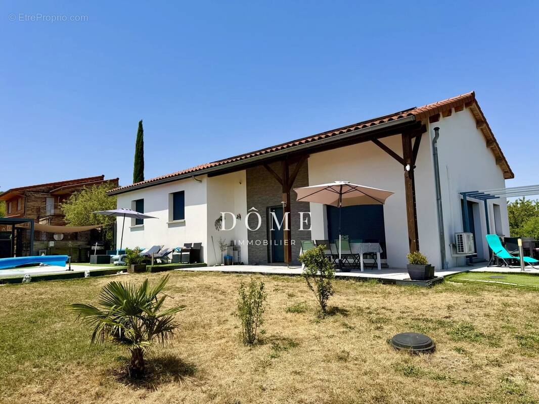 Maison à PERIGNAT-LES-SARLIEVE