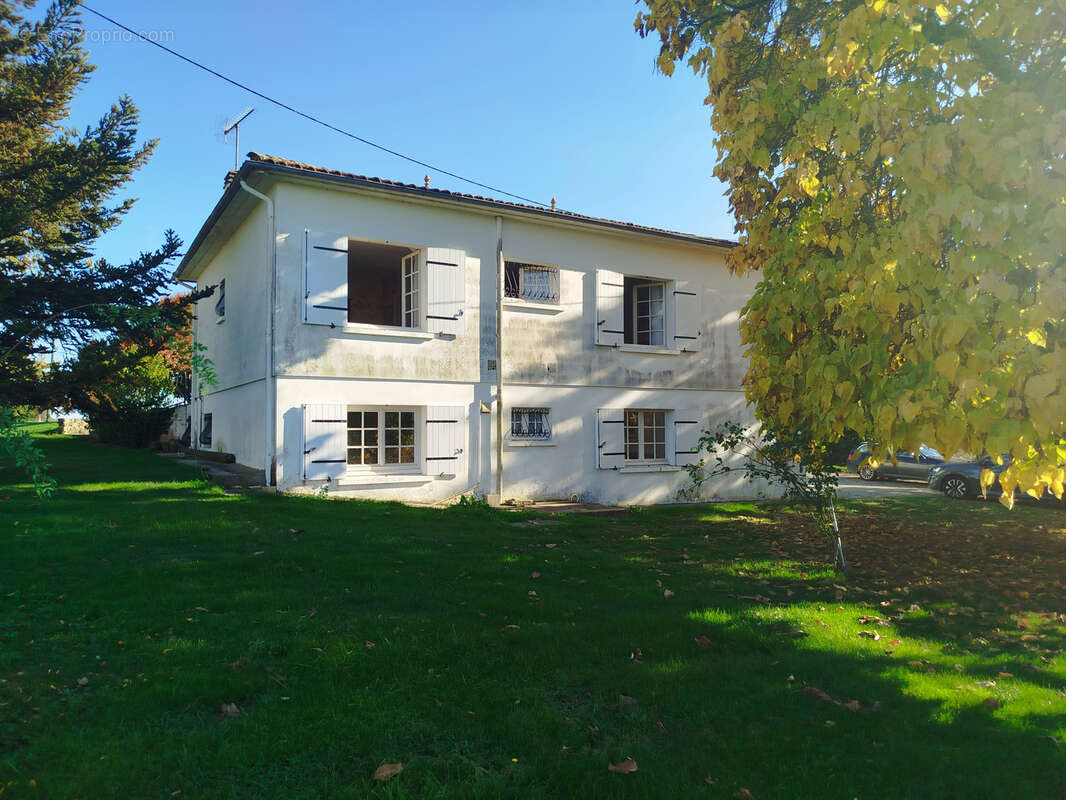 Maison à SAUVETERRE-DE-GUYENNE